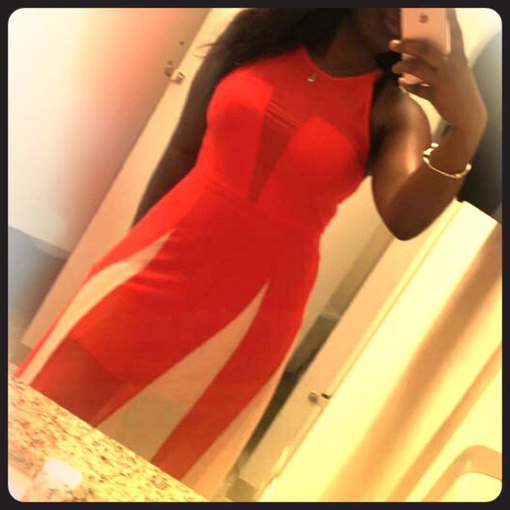 👗Sheer Maxi Dress